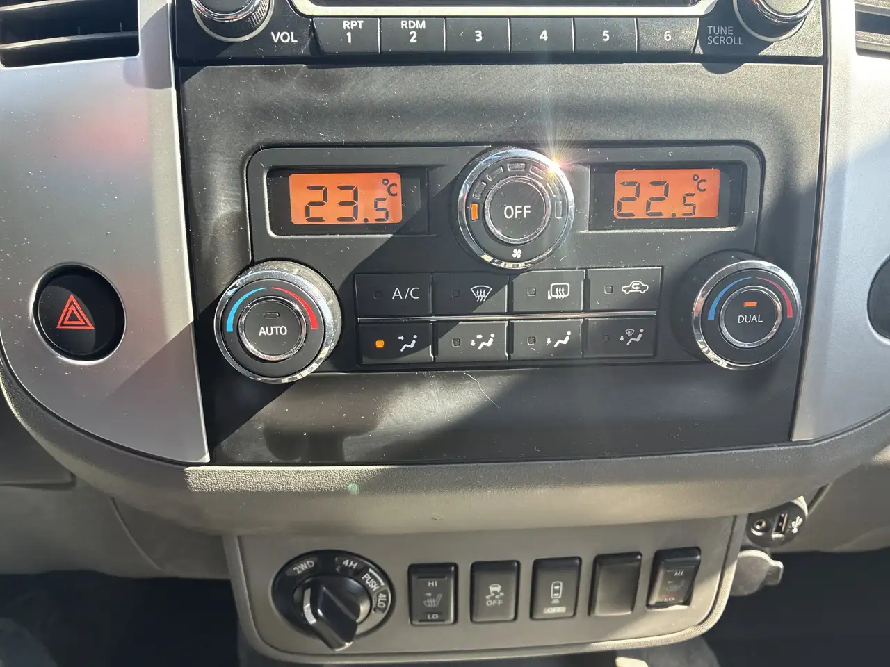 Nissan Frontier снимка Nissan Frontier