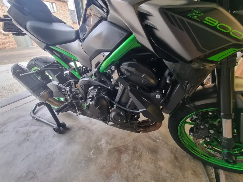 Kawasaki Z 900 - foto 8