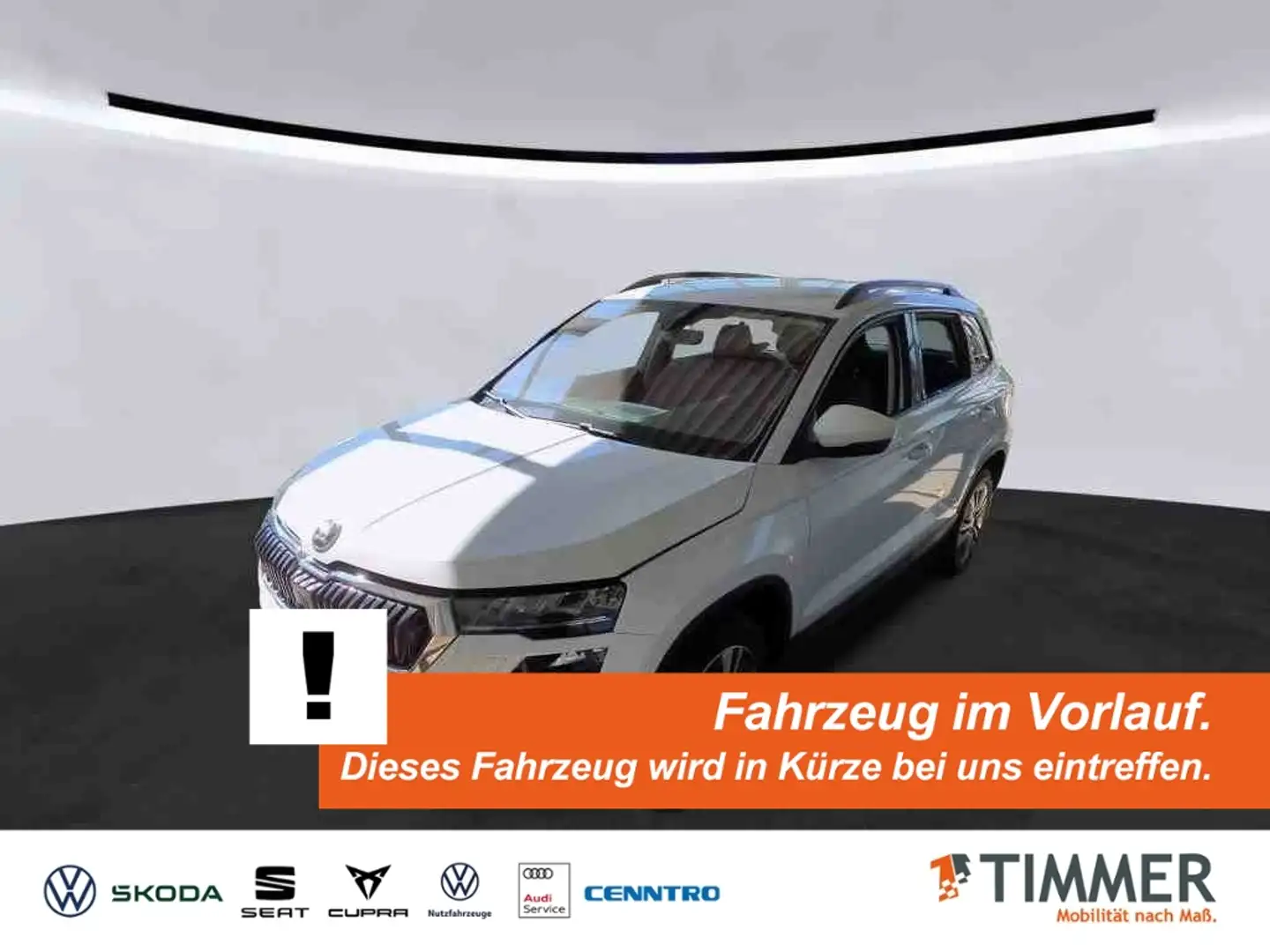 Skoda Karoq 2.0 TDI TOUR *AHK *ACC *RKAM *LED *NAVI * Wit - 1