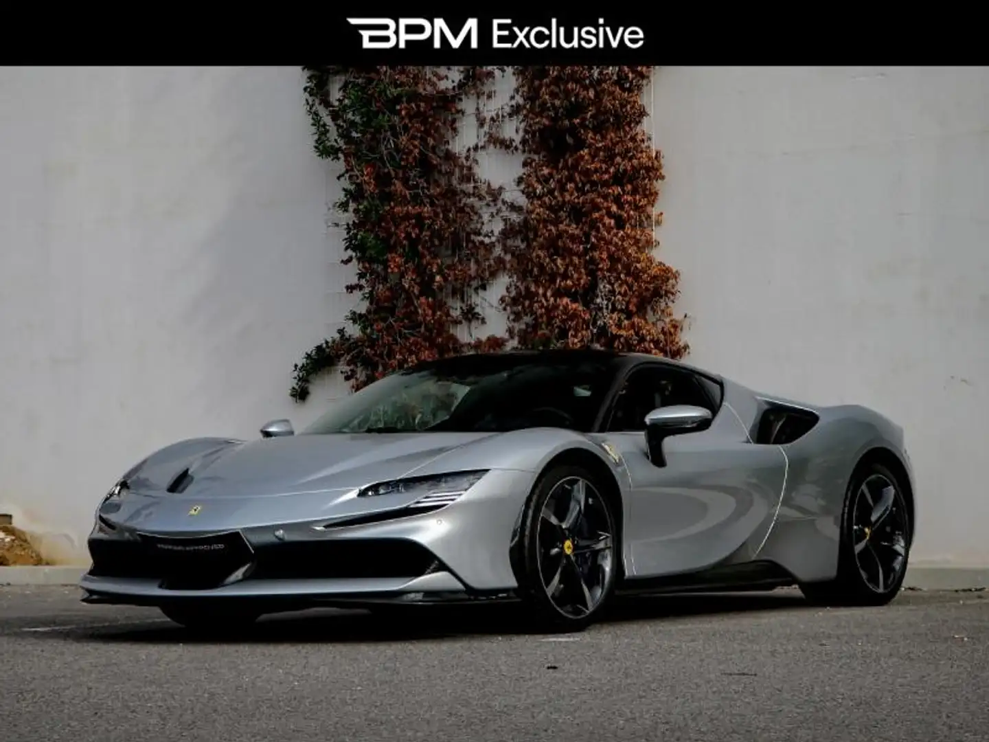 Ferrari SF90 Stradale Coupé Grau - 1