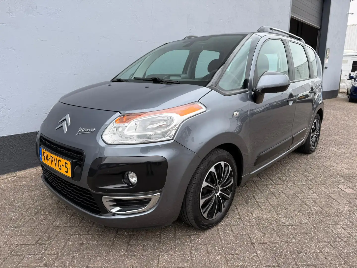 Citroen C3 Picasso 1.6 VTi Aura - Navigatie - Trekhaak Gris - 1