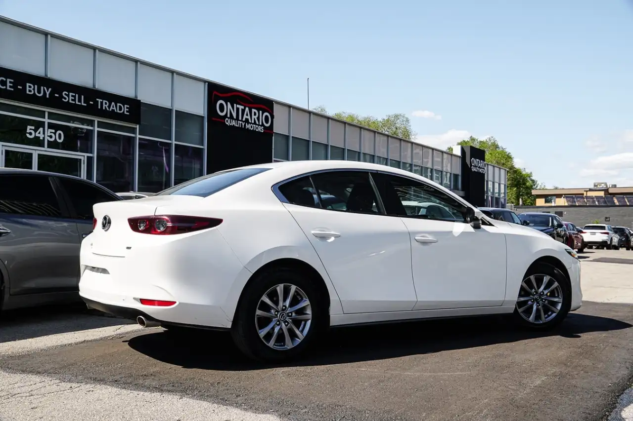Mazda 3 photo Mazda 3