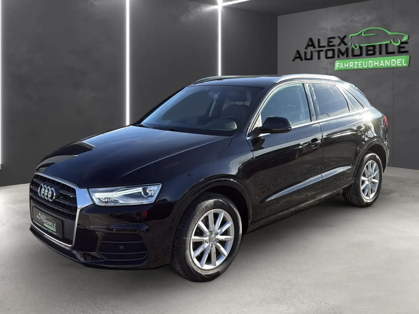 Audi Q3 sport Aut.*Bi Xenon*Navi* Leder* Schwarz - 1