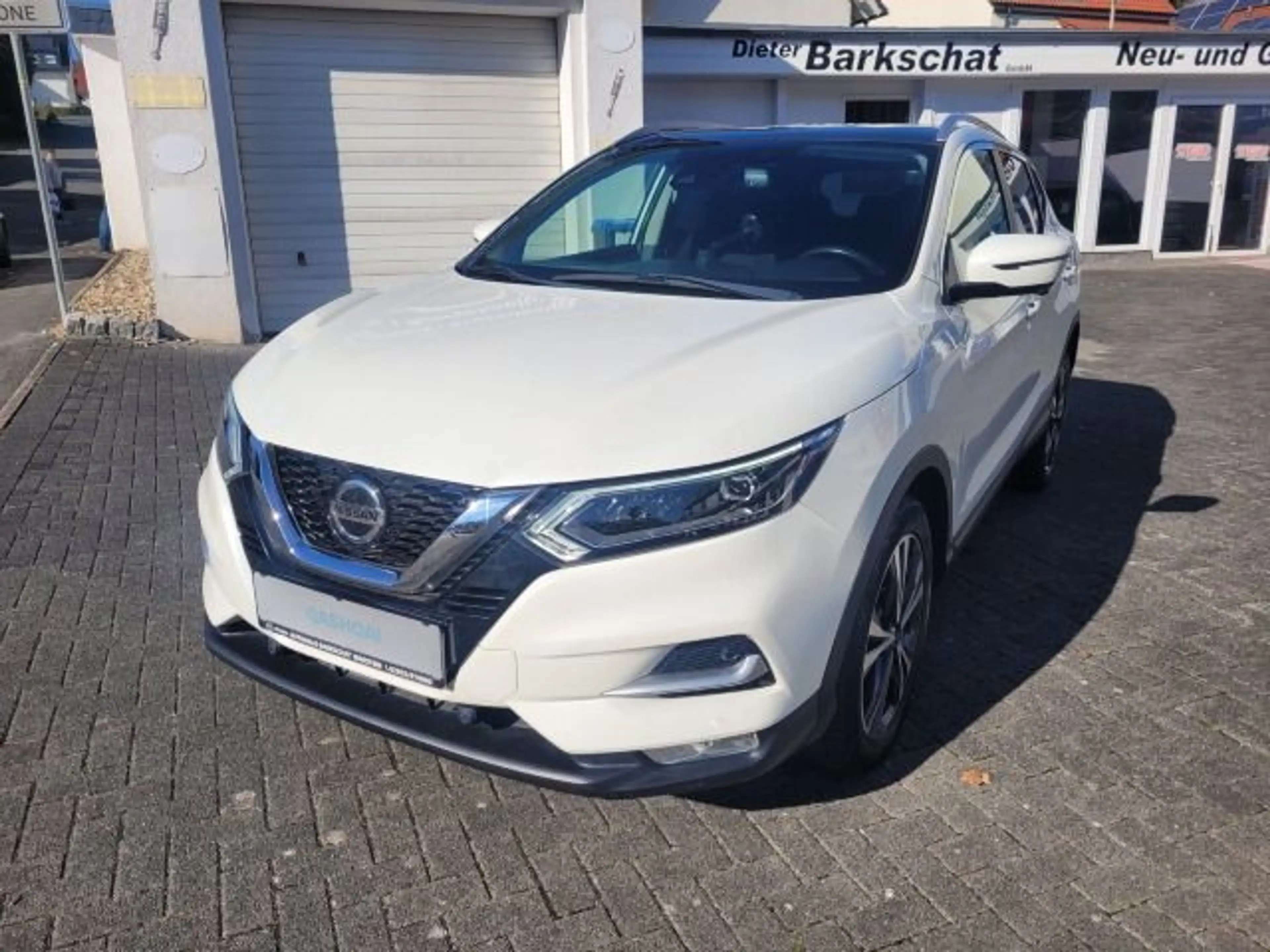 Nissan Qashqai N-Connecta — photo 2