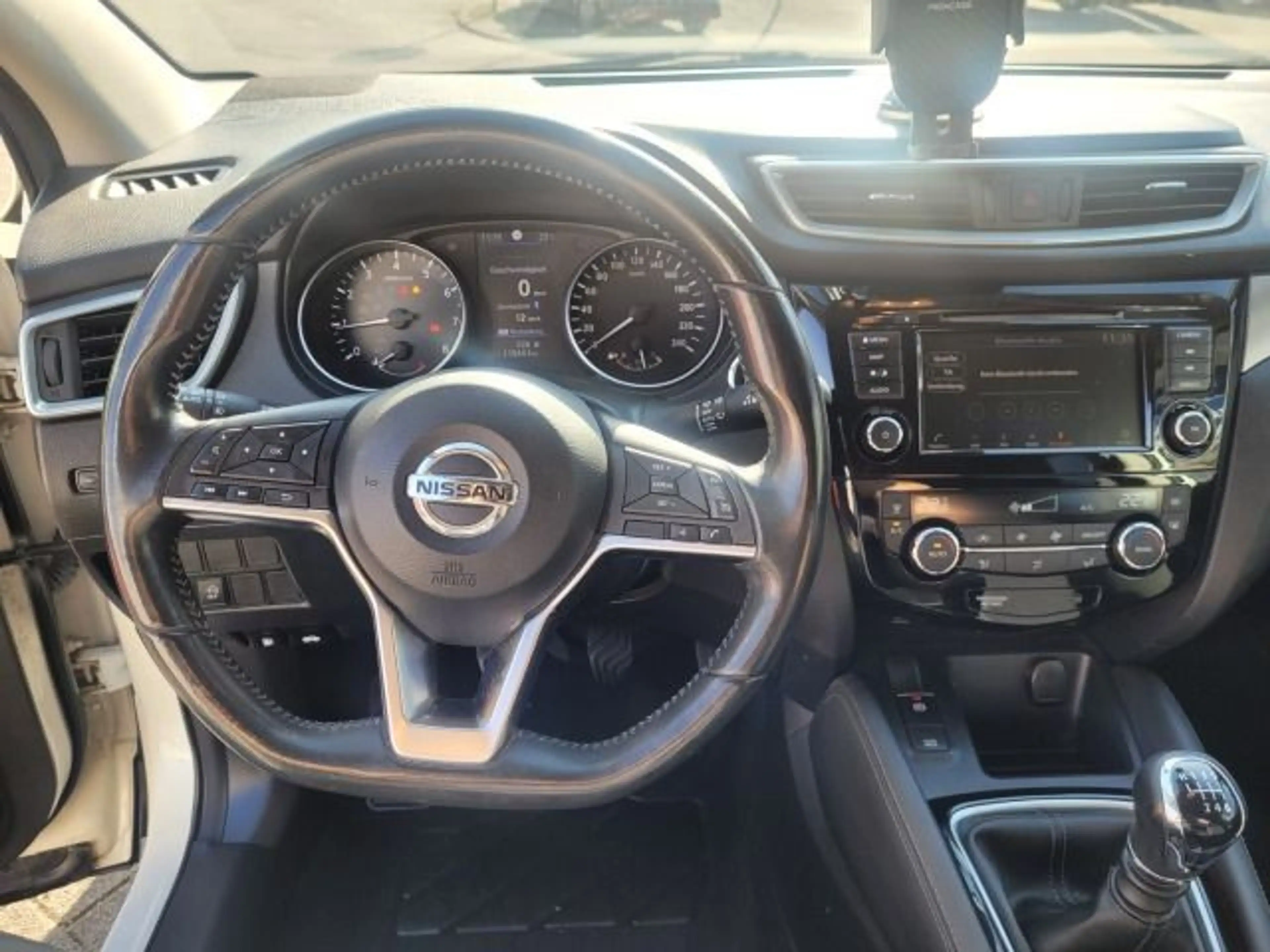 Nissan Qashqai N-Connecta — photo 14