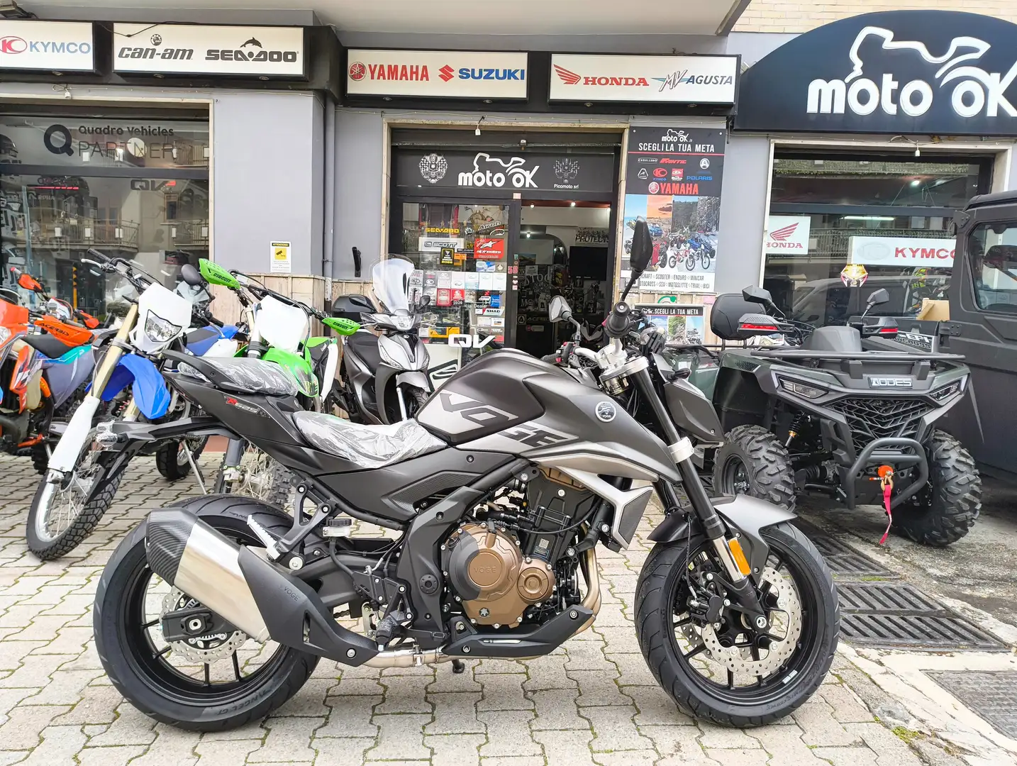 Voge Brivido 625R Negro - 1