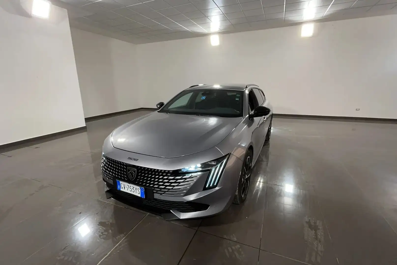 Peugeot 508 508 SW 1.5 bluehdi GT s&s 130cv eat8 Grijs - 1
