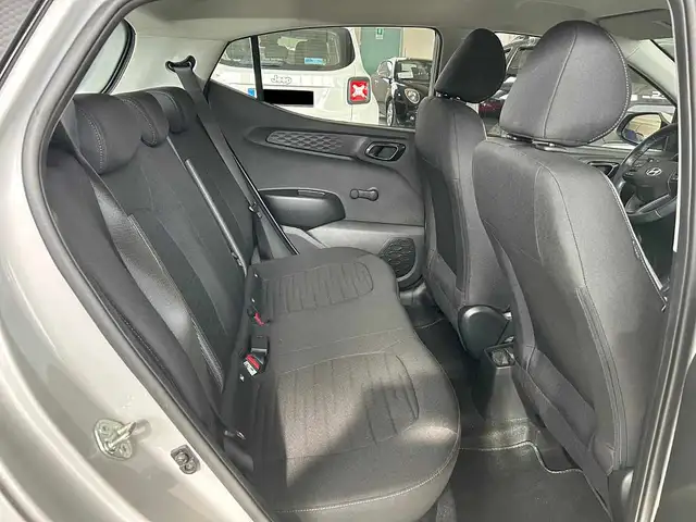 Hyundai I10 view 9