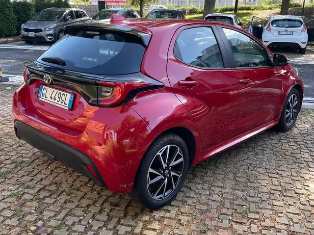 Toyota Yaris view 5