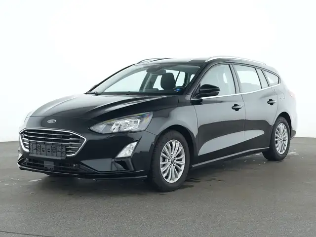 Ford Focus Turnier Titanium NAV APPLINK LED TEMP PDC APA LHZ