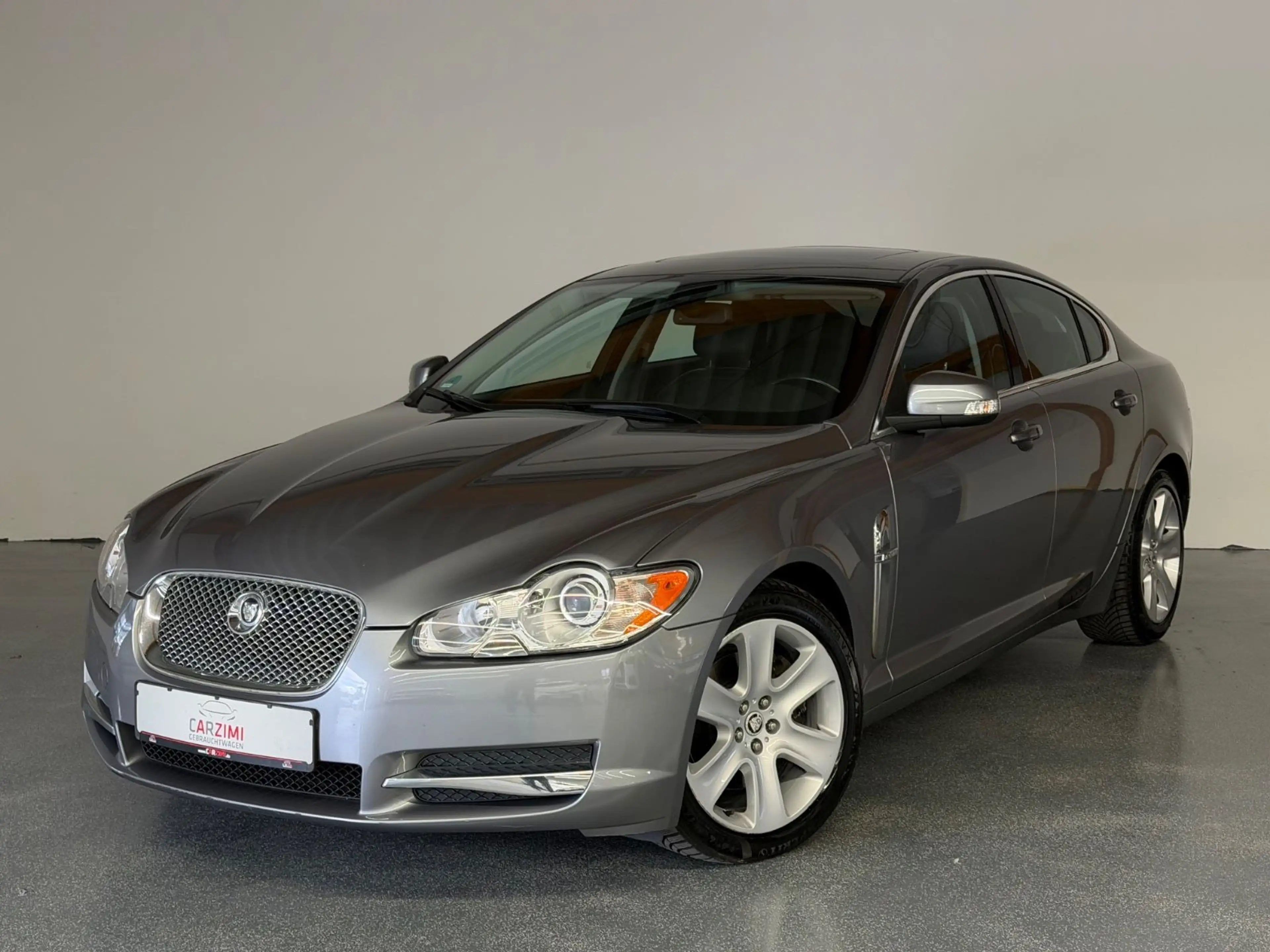 Jaguar XF 2.7 V6 Diesel Premium Luxury Bowers & Wilkins