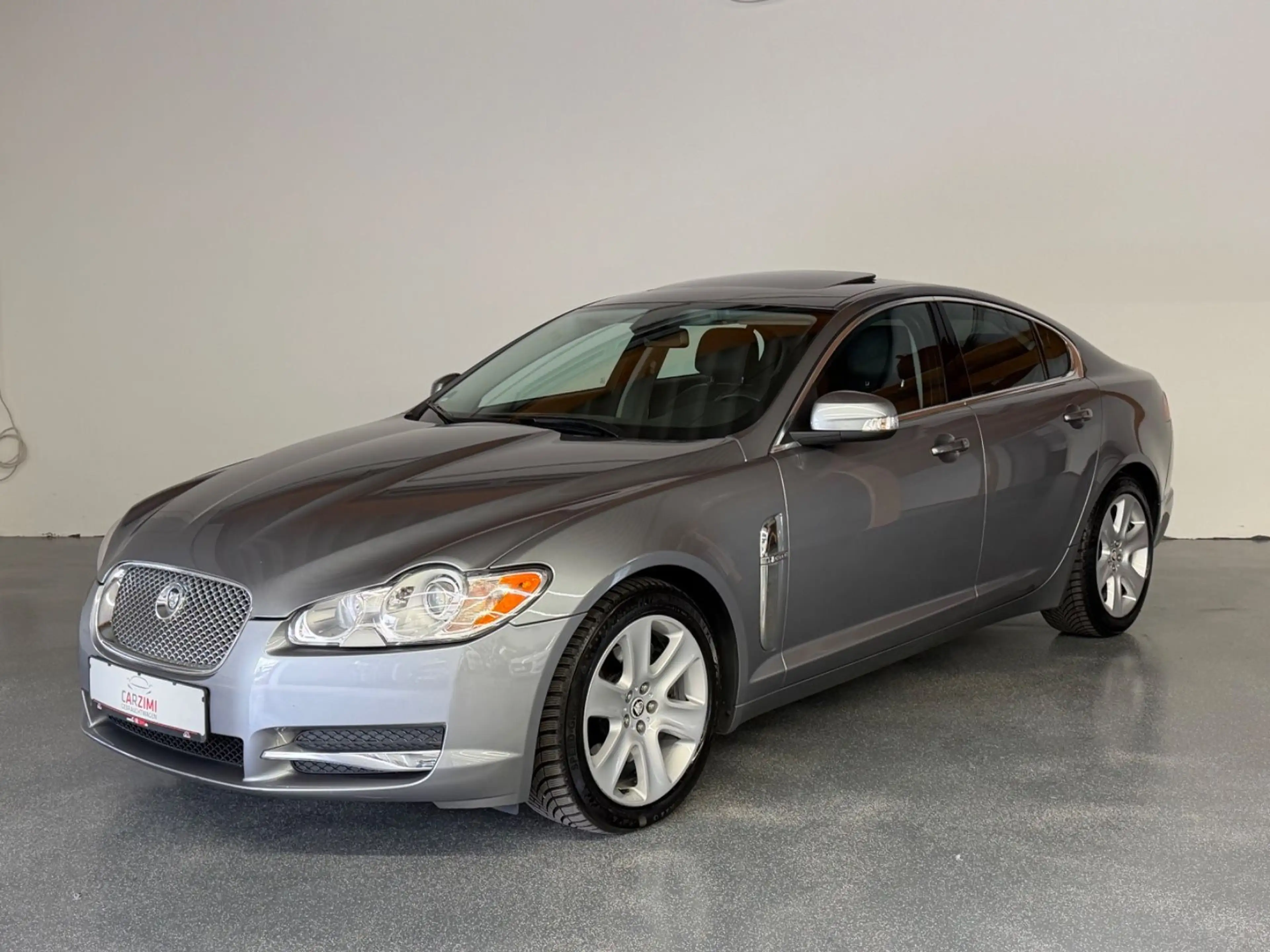 Jaguar XF 2.7 V6 Diesel Premium Luxury Bowers & Wilkins — photo 2