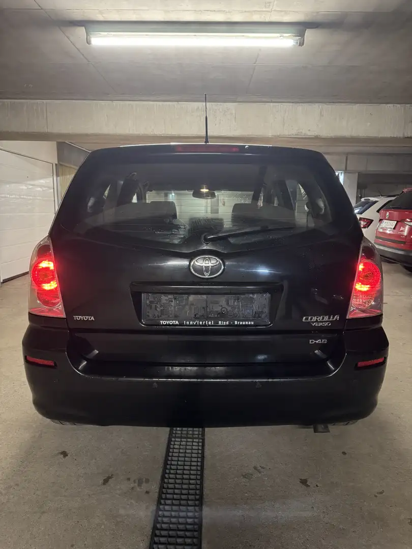 Toyota Corolla Verso 2.2 D-4D *7 Sitzer* - 2