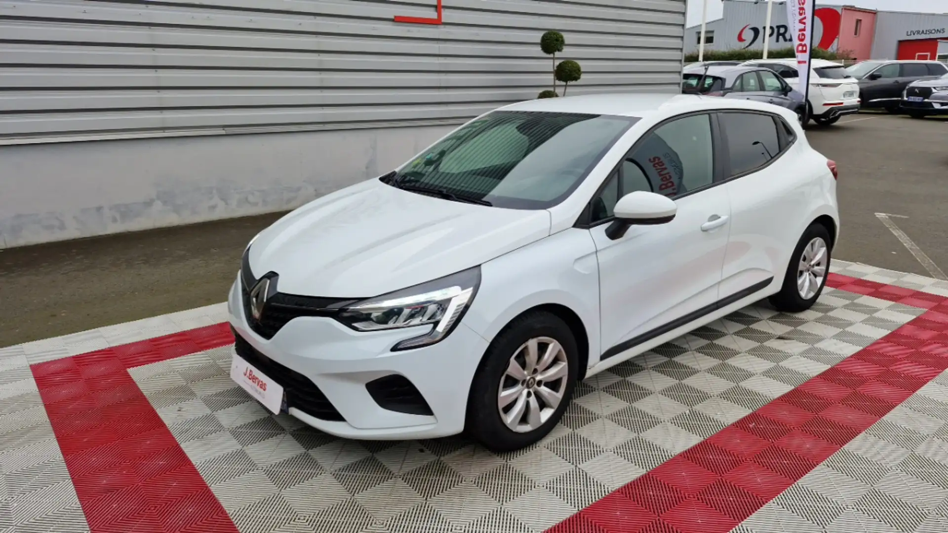 Renault Clio V SOCIETE CLIOBLUE DCI 85 AIR NAV Blanc - 2