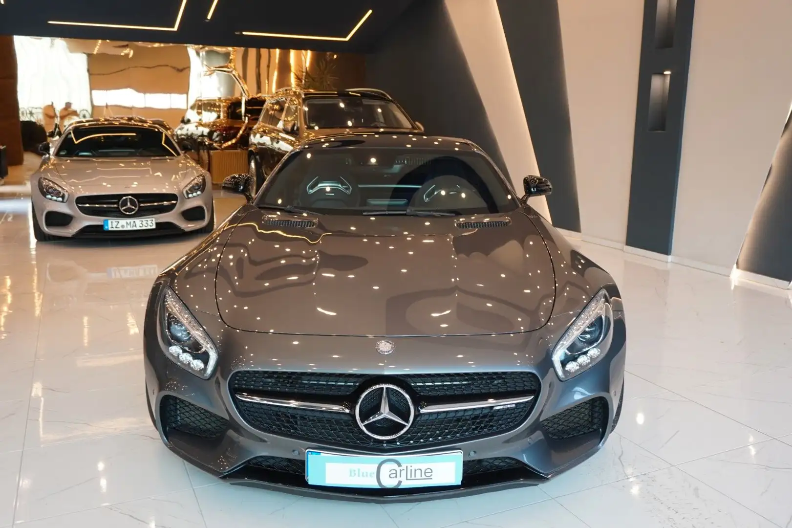 Mercedes-Benz AMG GT *BURMESTER*PERF*DRIVERSP*RECARO*PANO Grau - 2