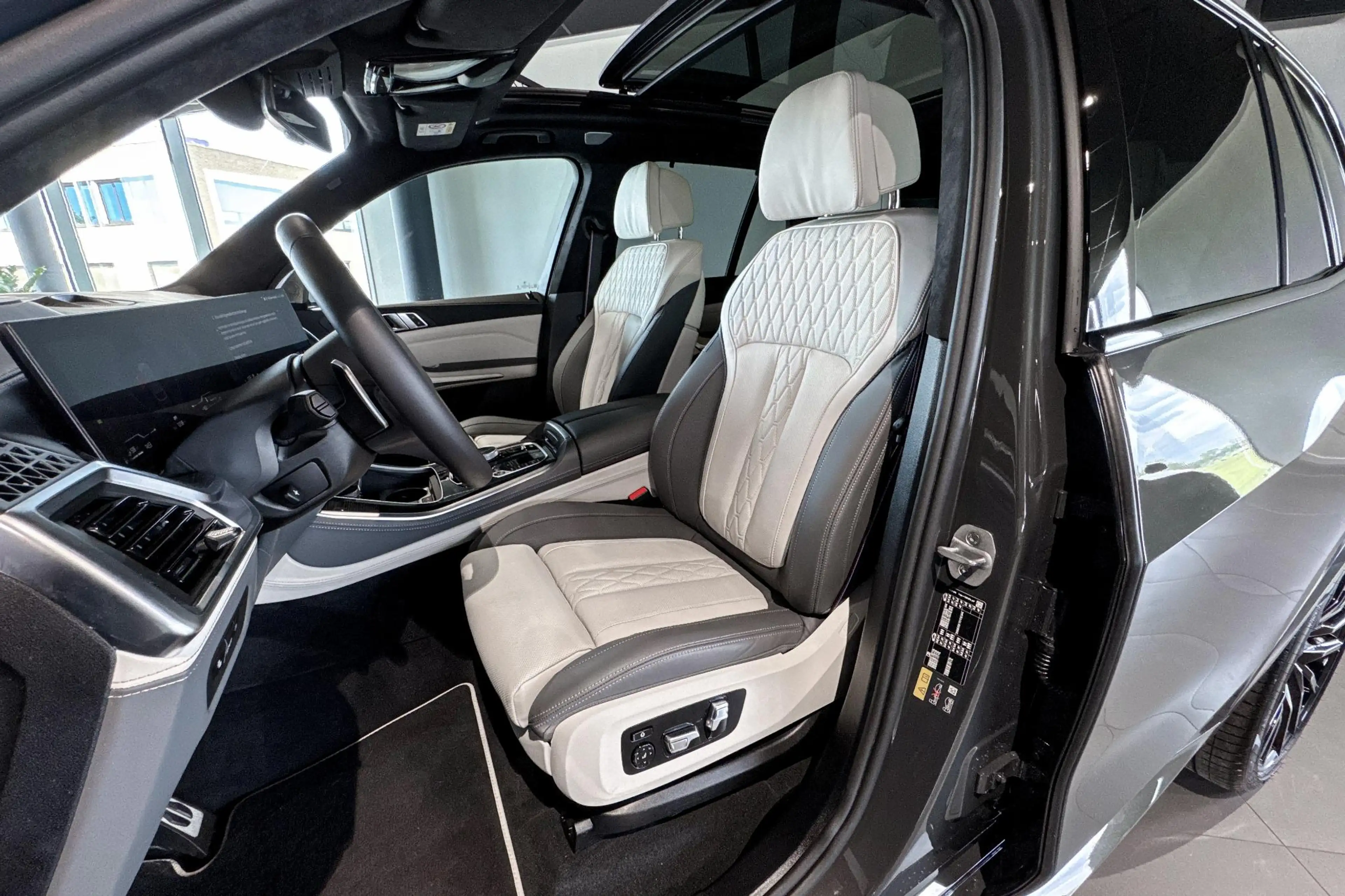BMW X5 xDrive50e | M Sport Pro | Glazen Panoramadak | Sto — photo 11