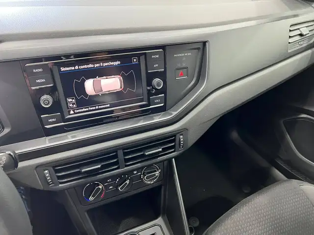 Volkswagen Polo view 13