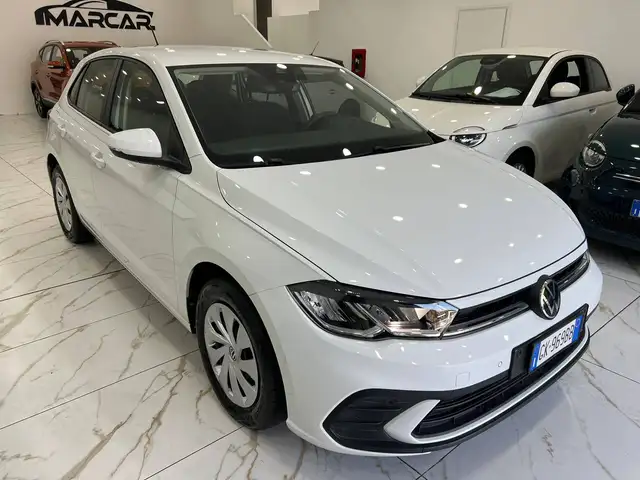 Volkswagen Polo view 8