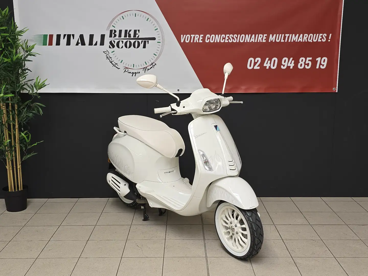 Vespa Sprint 50 Blanc - 2