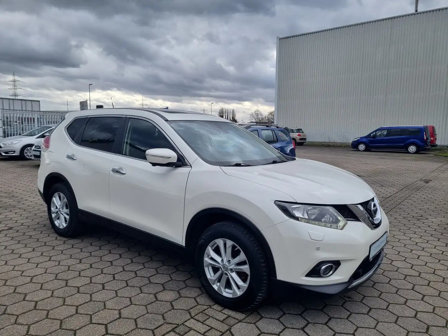 Nissan X-Trail 1.6 dCi 4x4i Acenta"AHK"Pano"Navi"Allwetter... Weiß - 2