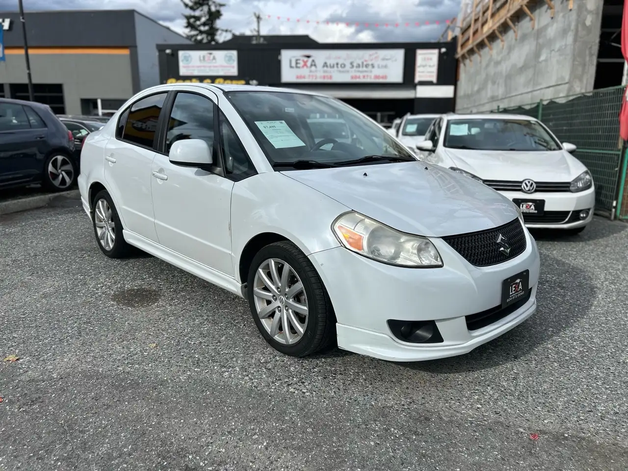 Suzuki SX4 снимка Suzuki SX4