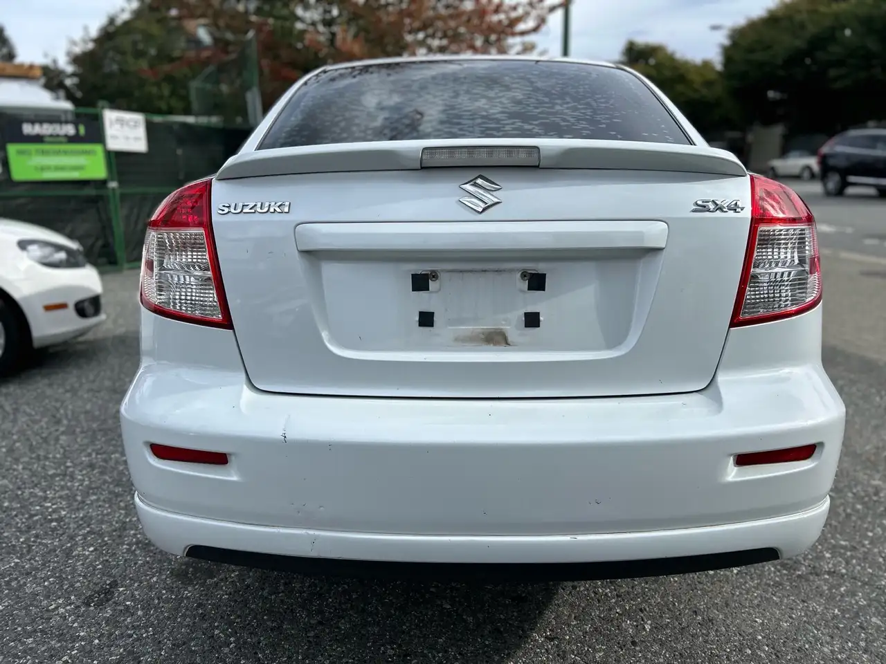 Suzuki SX4 снимка Suzuki SX4