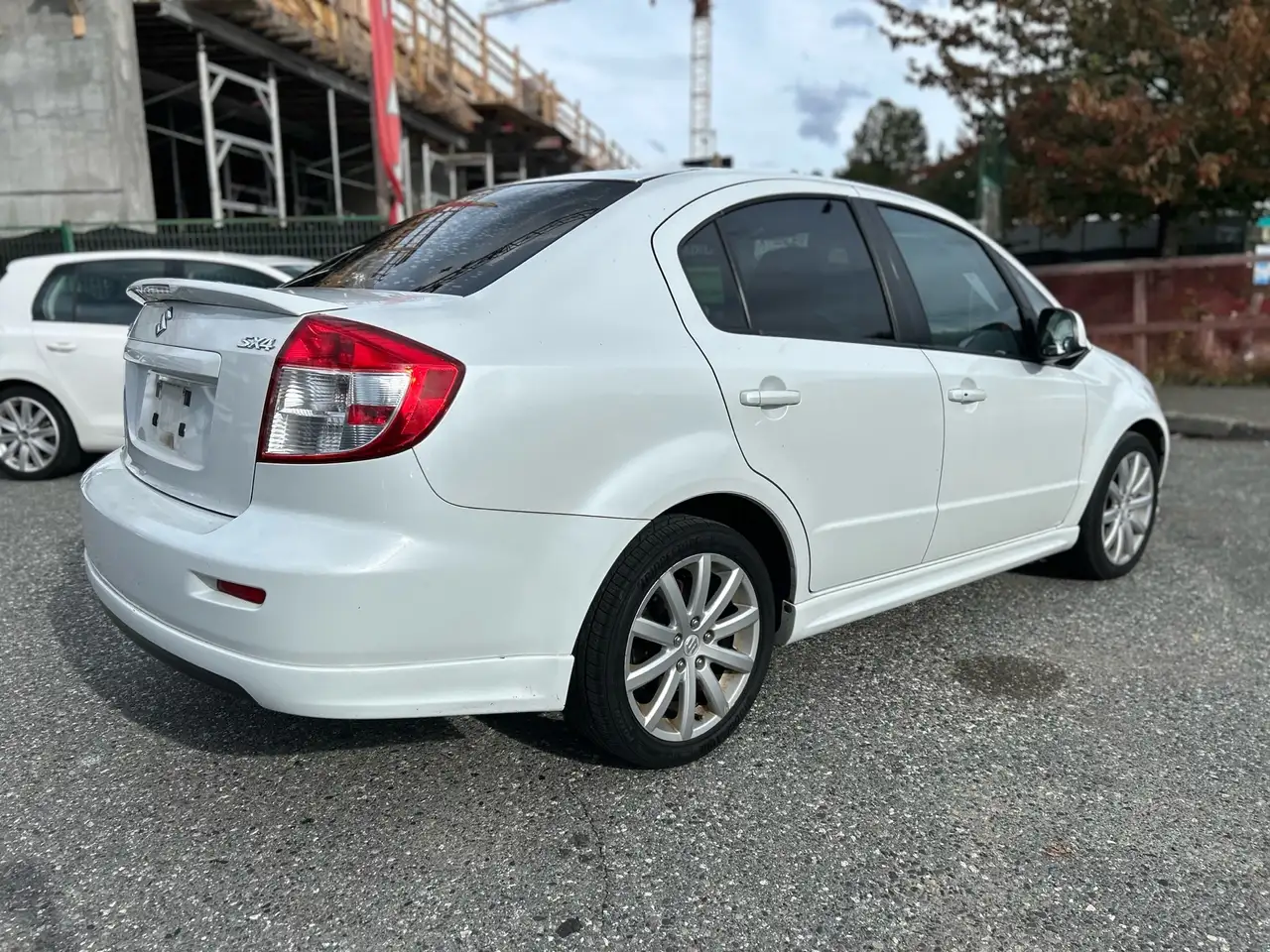 Suzuki SX4 снимка Suzuki SX4