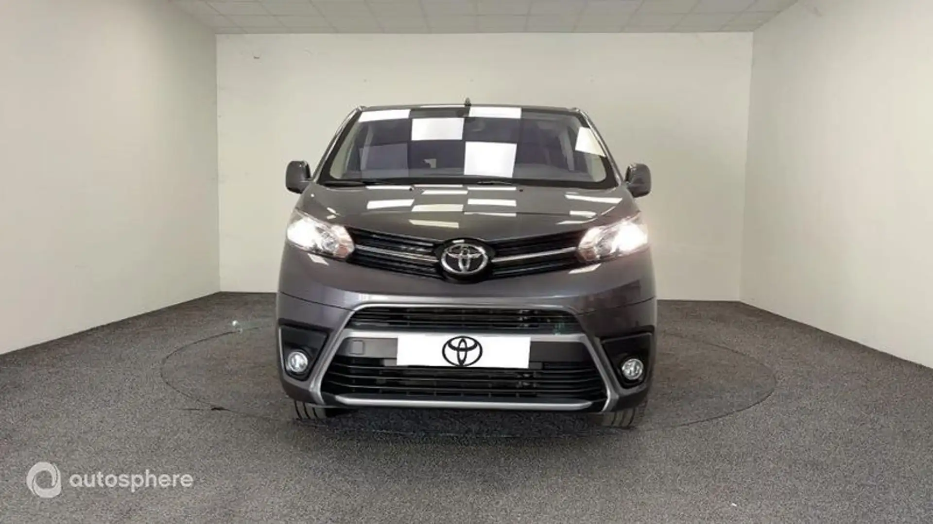 Toyota Proace Long 2.0 140 D-4D Dynamic Connect RC23 - 2