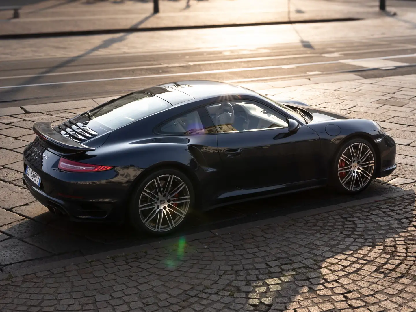Porsche 991 TURBO 520 CV MKI Blauw - 1