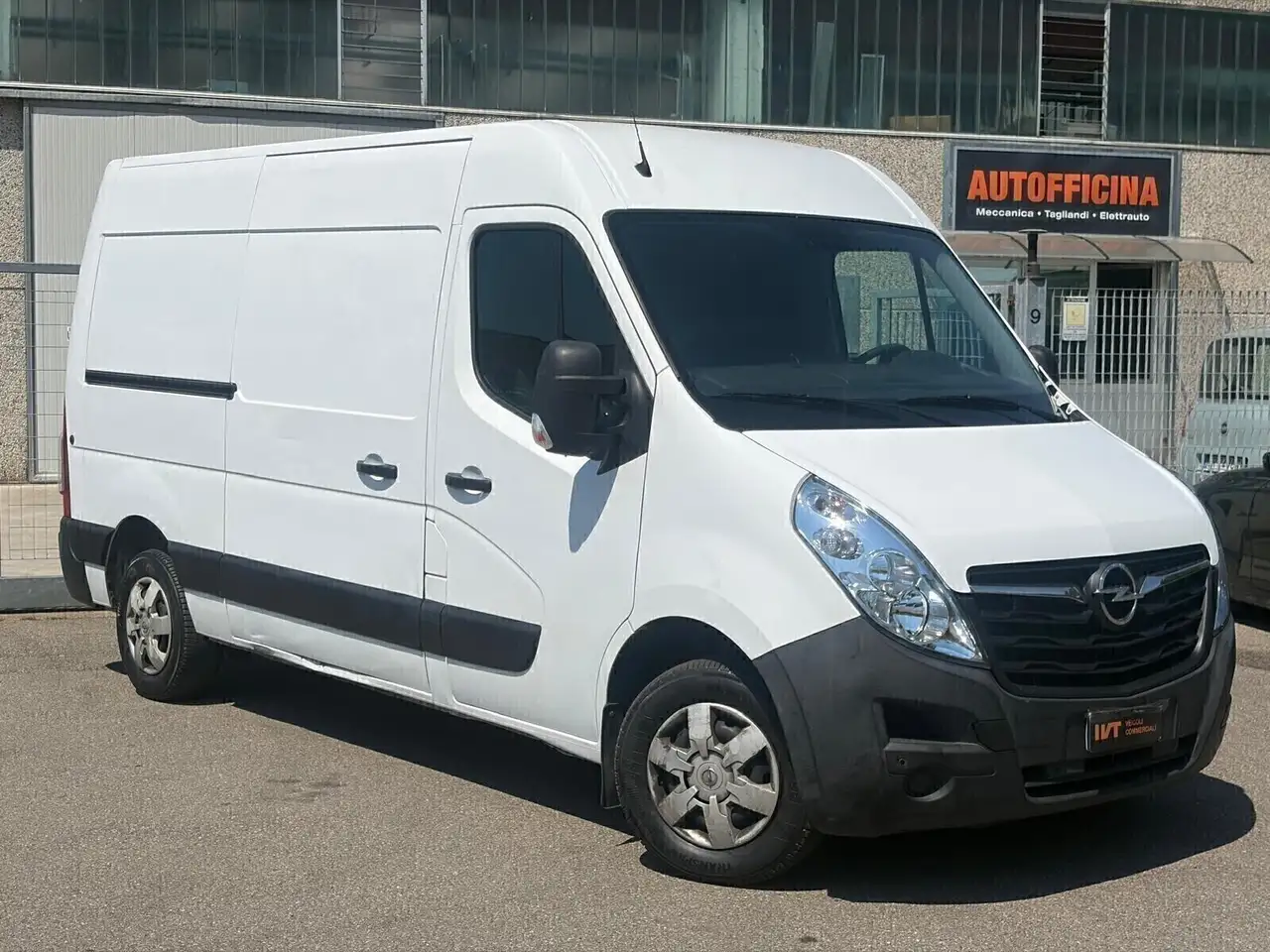 Opel Movano