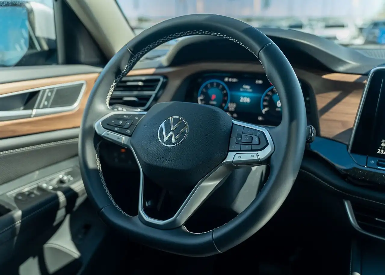 Volkswagen Atlas снимка Volkswagen Atlas