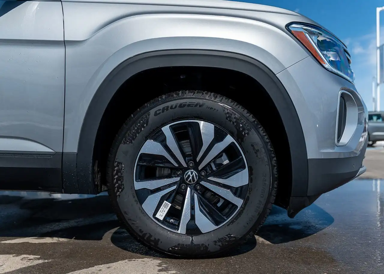 Volkswagen Atlas снимка Volkswagen Atlas