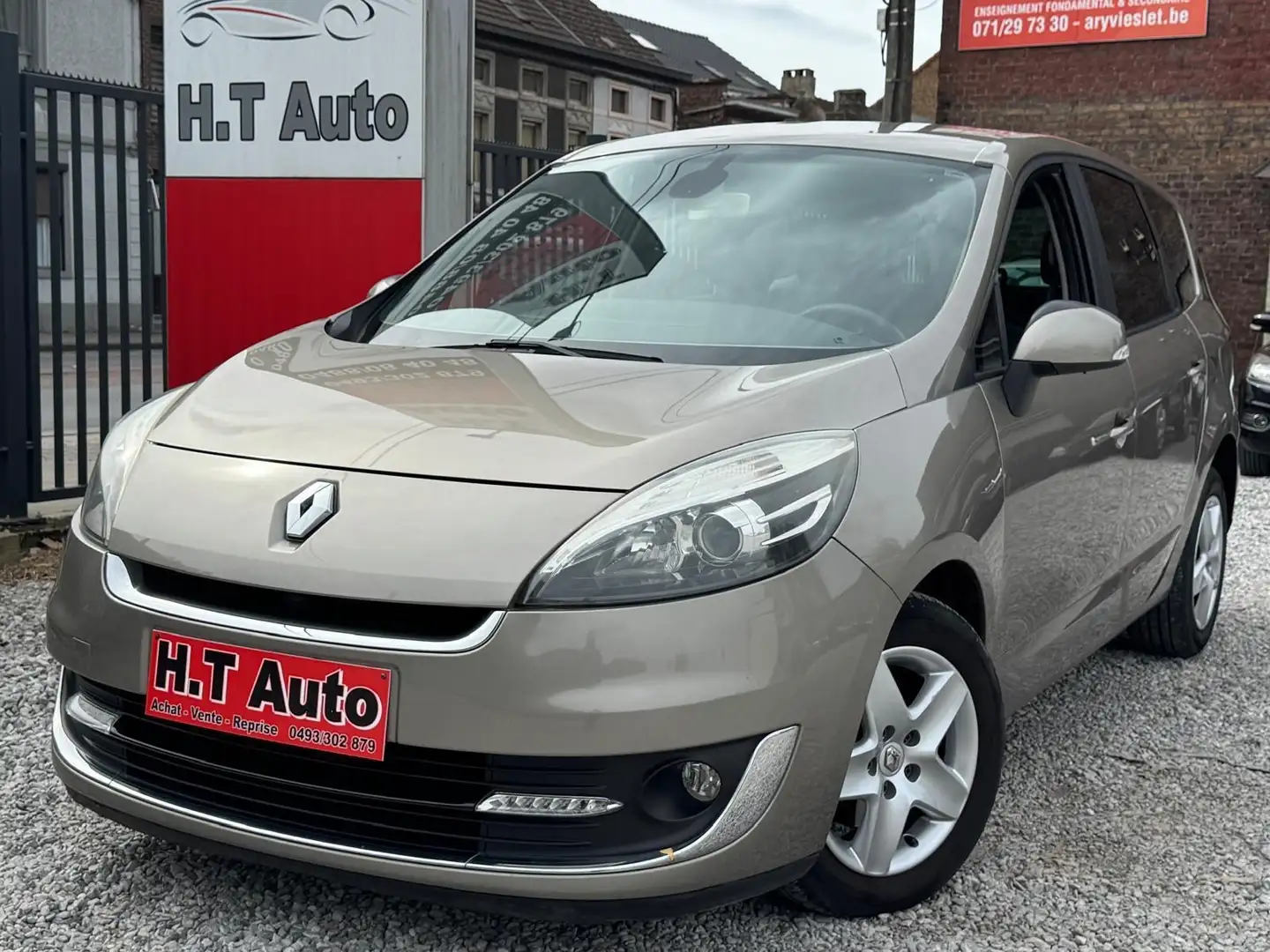 Renault Grand Scenic Grand Scénic 1.5 dCi Euro5 Airco gps 7pl. Gris - 1