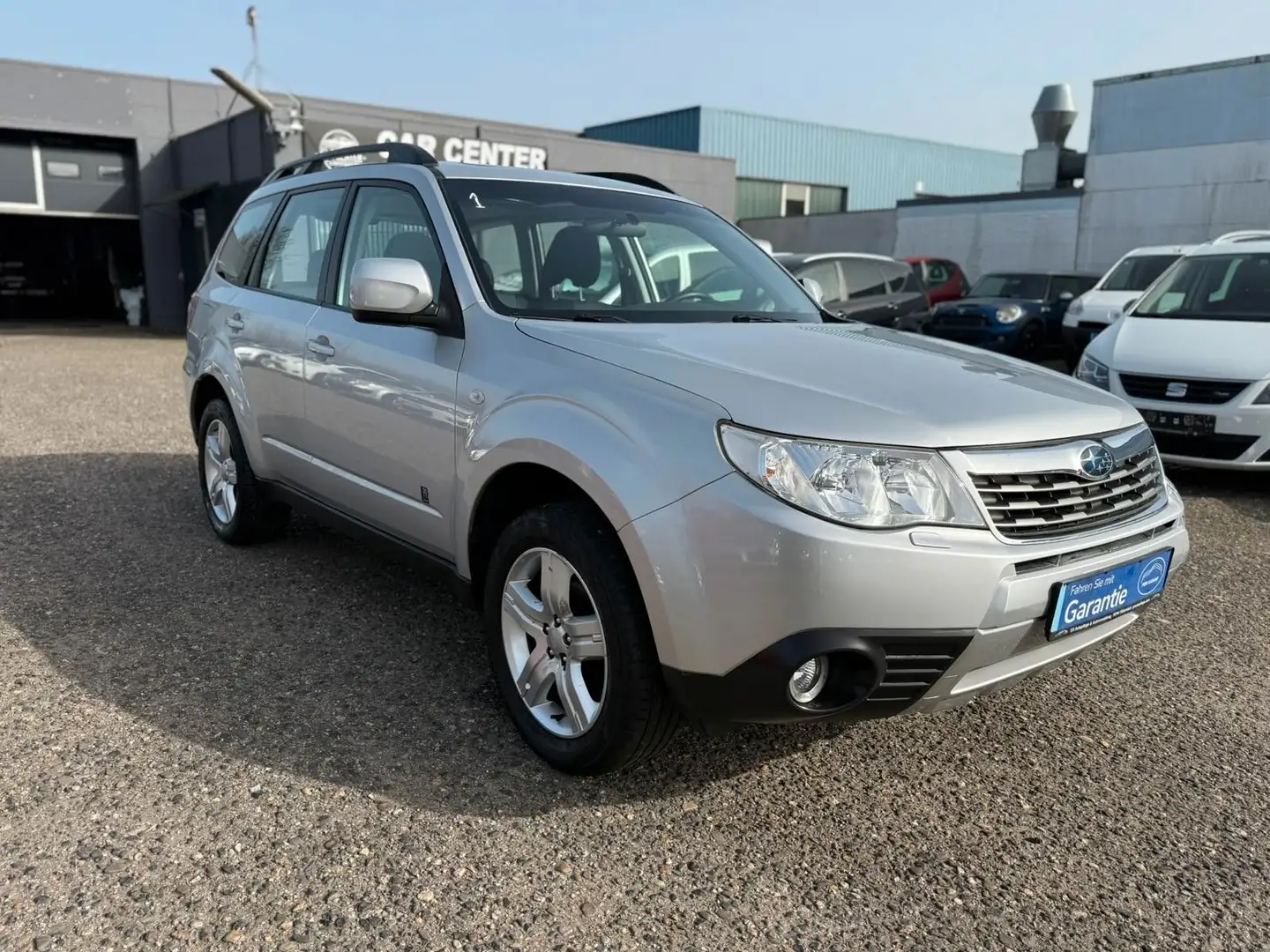 Subaru Forester 2.5 Benz/2te Hd/AUtom./PANO/Allrad/ Silber - 1