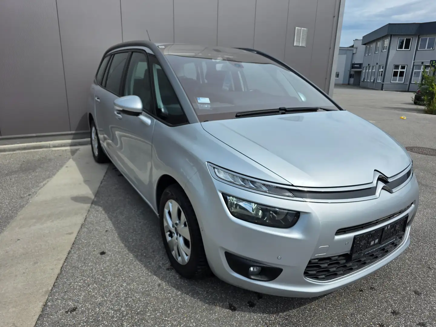 Citroen Grand C4 SpaceTourer Selection Silber - 2