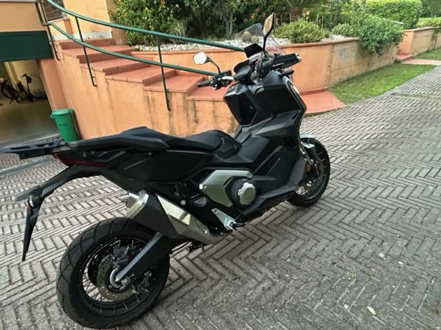 Honda X-ADV Nero - 1