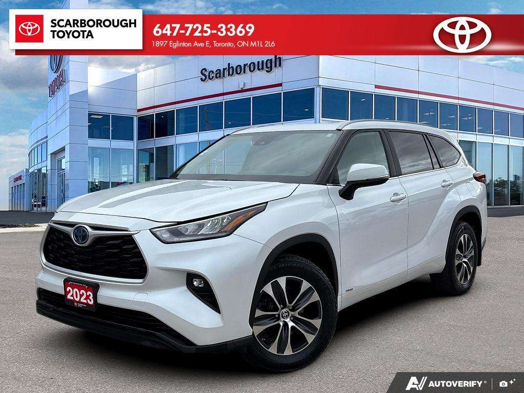 White 2023 Toyota Highlander Hybrid SUV / Crossover All-Wheel Drive Automatic