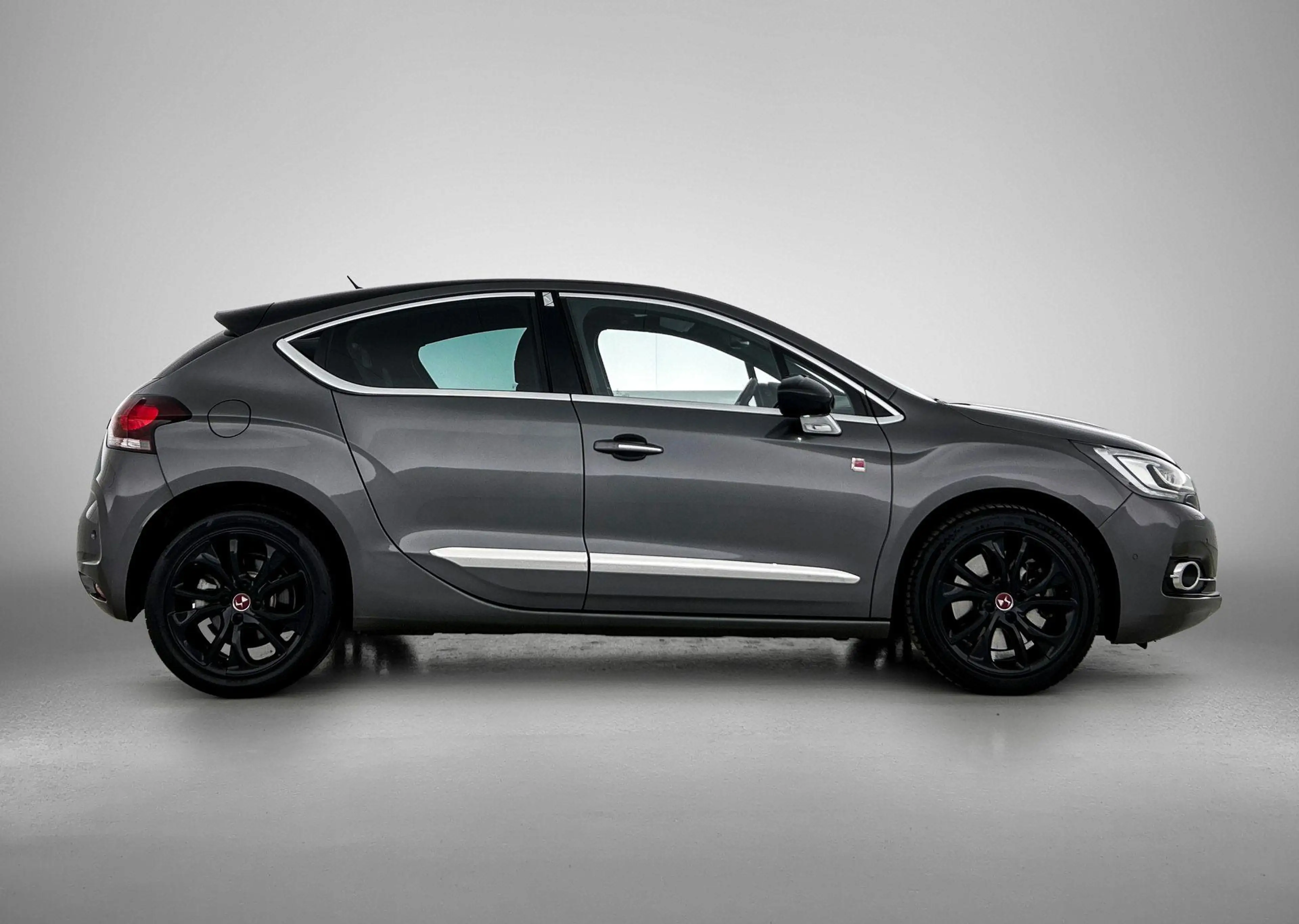 DS Automobiles DS 4 1.6 200 PK Chic | Climate control | Cruise control — photo 9