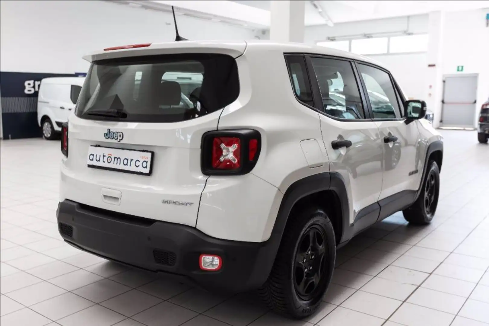 Jeep Renegade 1.6 e-torq evo Sport fwd 110cv my18 Bianco - 2