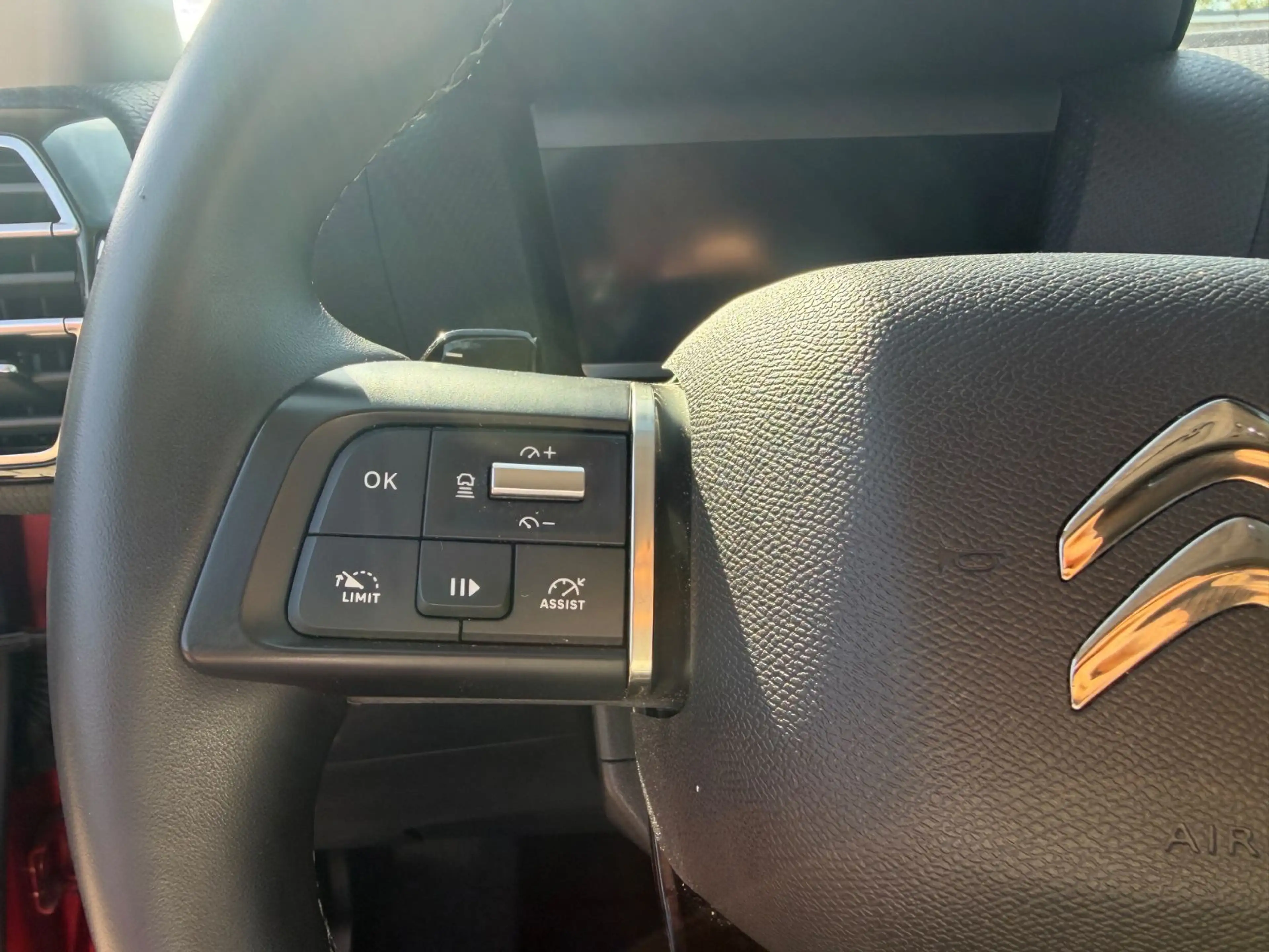 Citroen C4 Lim. Max*LED*NAVI*ALCANTARA*DAB*PANORAMA* — photo 13