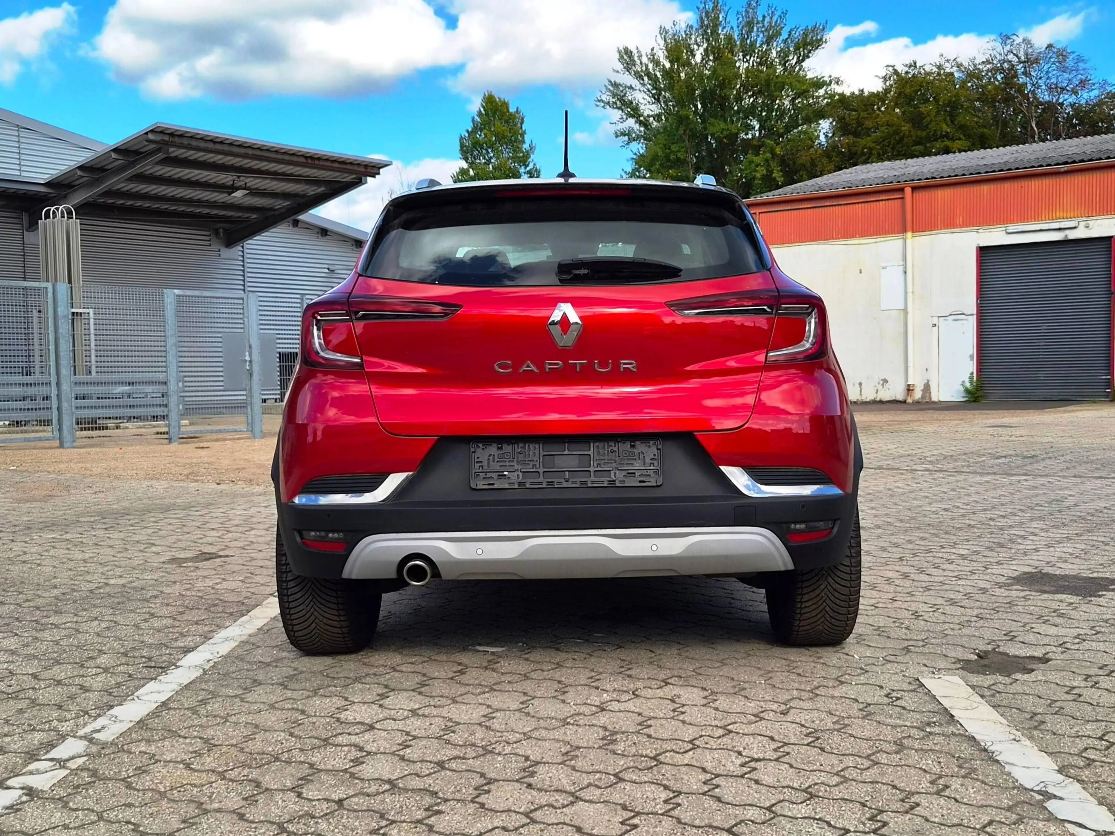 Renault Captur Intens/Teilleder/ParkDistanc/Klima/Navi/1Hand/Face Lift/Finanzierung ab 6,99%/Tüv+Wartung Neu/ — photo 6
