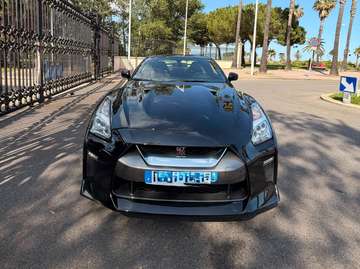 GT-R 3.8 V6 570 Gentleman Edition