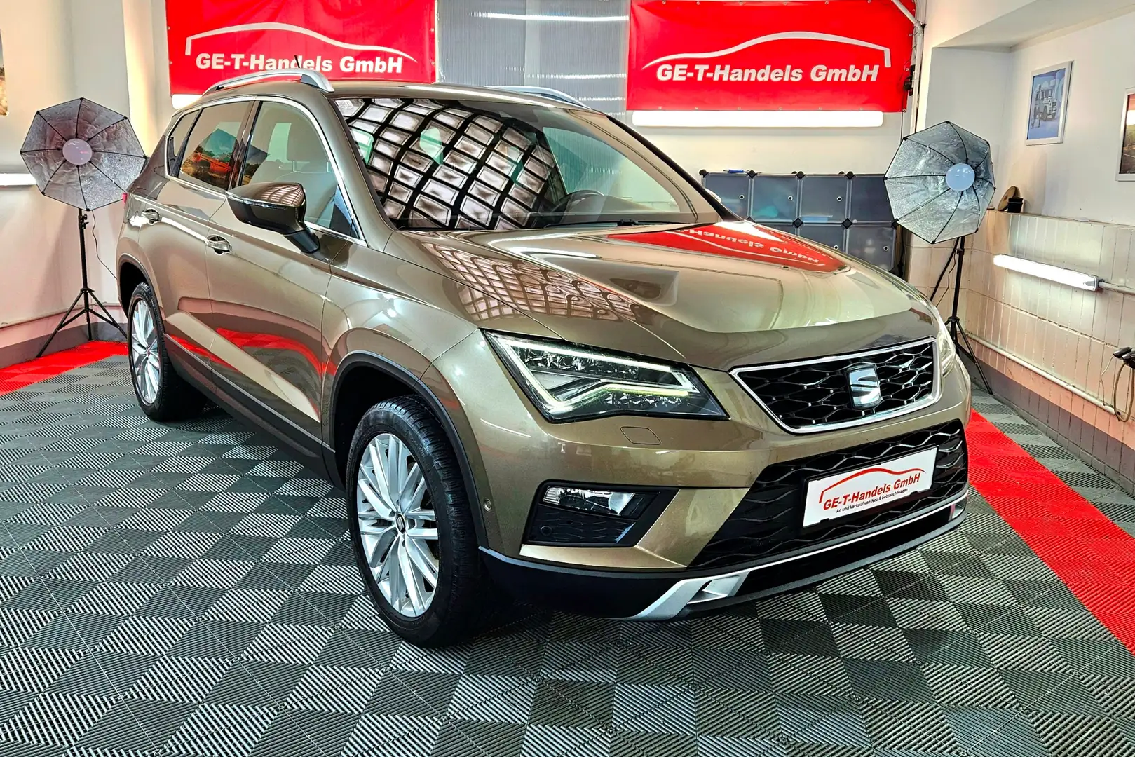 SEAT Ateca 1,4 TSI Xcellence DSG LEDAlcantara 1.Besitz Braun - 2