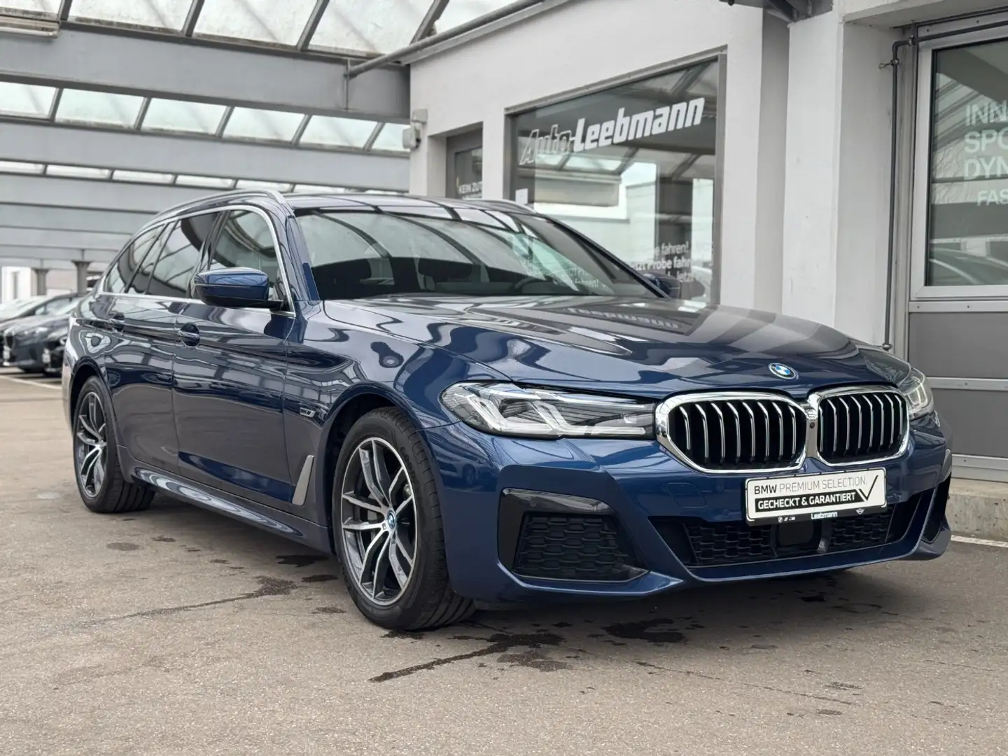 BMW 530 e xDrive Touring M-Sport AHK 2 JAHRE GARANTIE Azul - 2