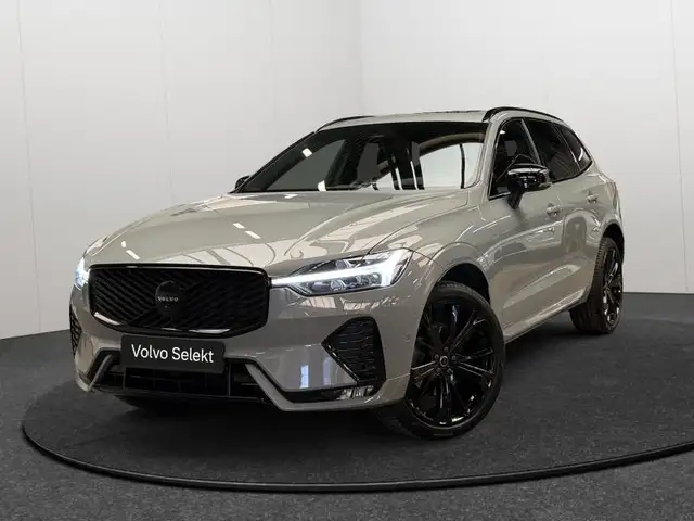 Volvo XC60 Facelift B5 AWD Plus Black Edition / Essence 2026