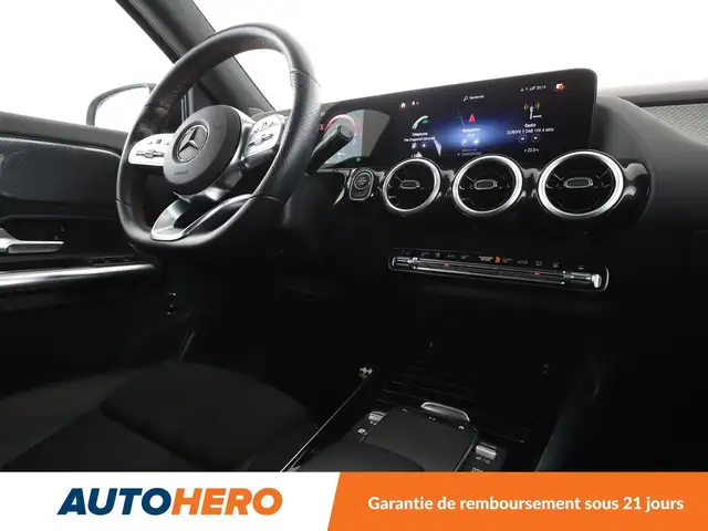 Mercedes-Benz Gla view 13