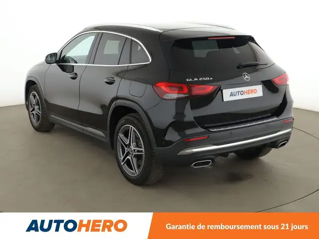 Mercedes-Benz Gla view 4