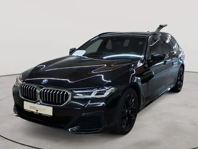 BMW 5 Series view 2