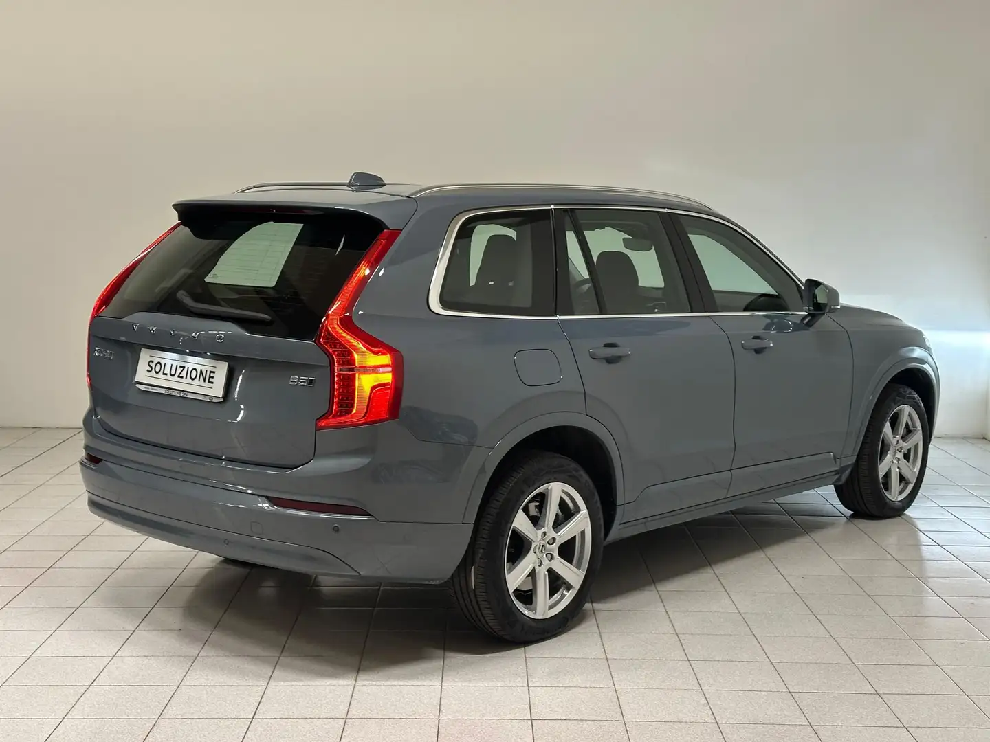 Volvo XC90 XC90 B5 (d) AWD aut. 7 POSTI | IVA ESPOSTA Grau - 2