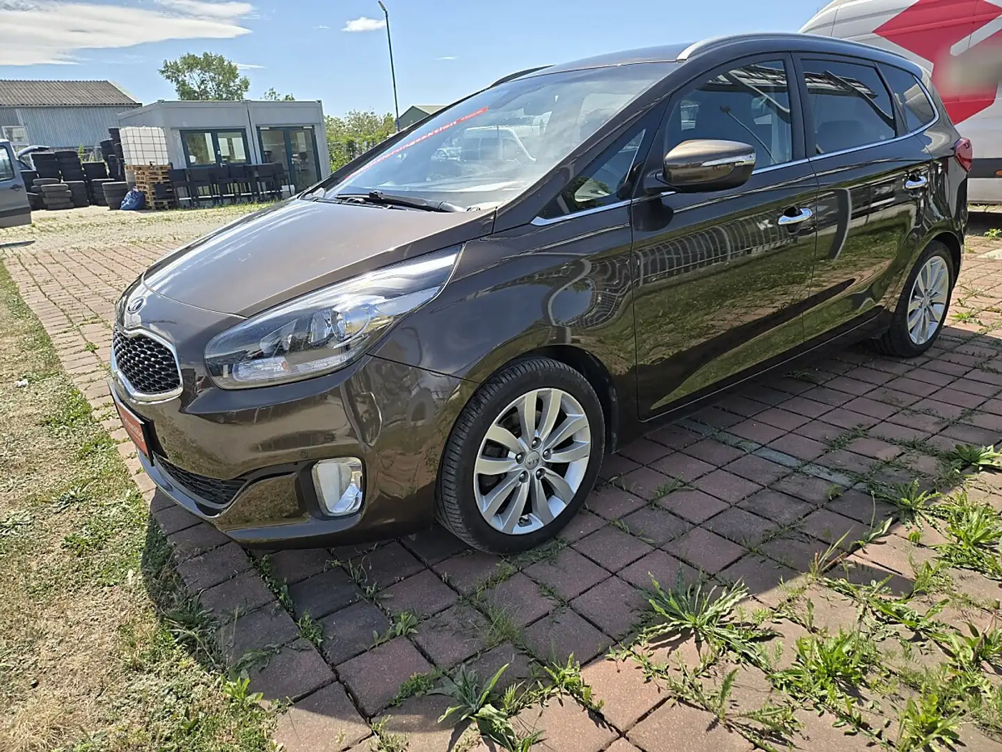 Kia Carens 1,7 CRDi ISG Gold Aut. **Eintausch*Finanzierung** Braun - 1